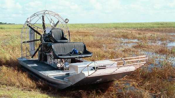 Airboat sobre el pantano, el vehículo con el que arranca la experiencia